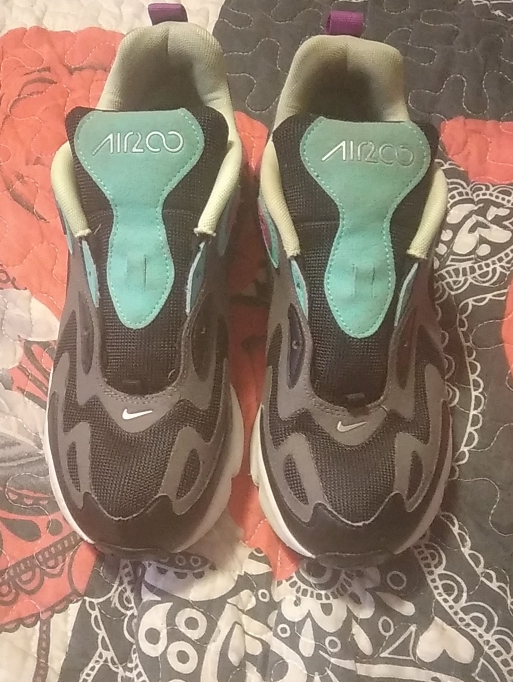 Nike Kids' Air200 Lightweight Athletic Sneakers - Black & Teal